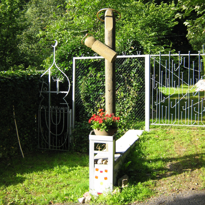 TotalemitBrille4930